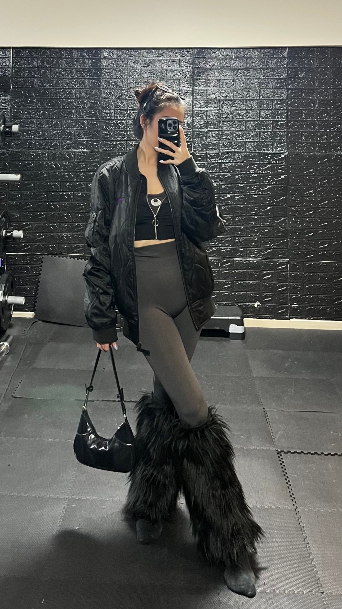 Beautiful  butt leggings long 
(with seamless T back) - 10 colors -
