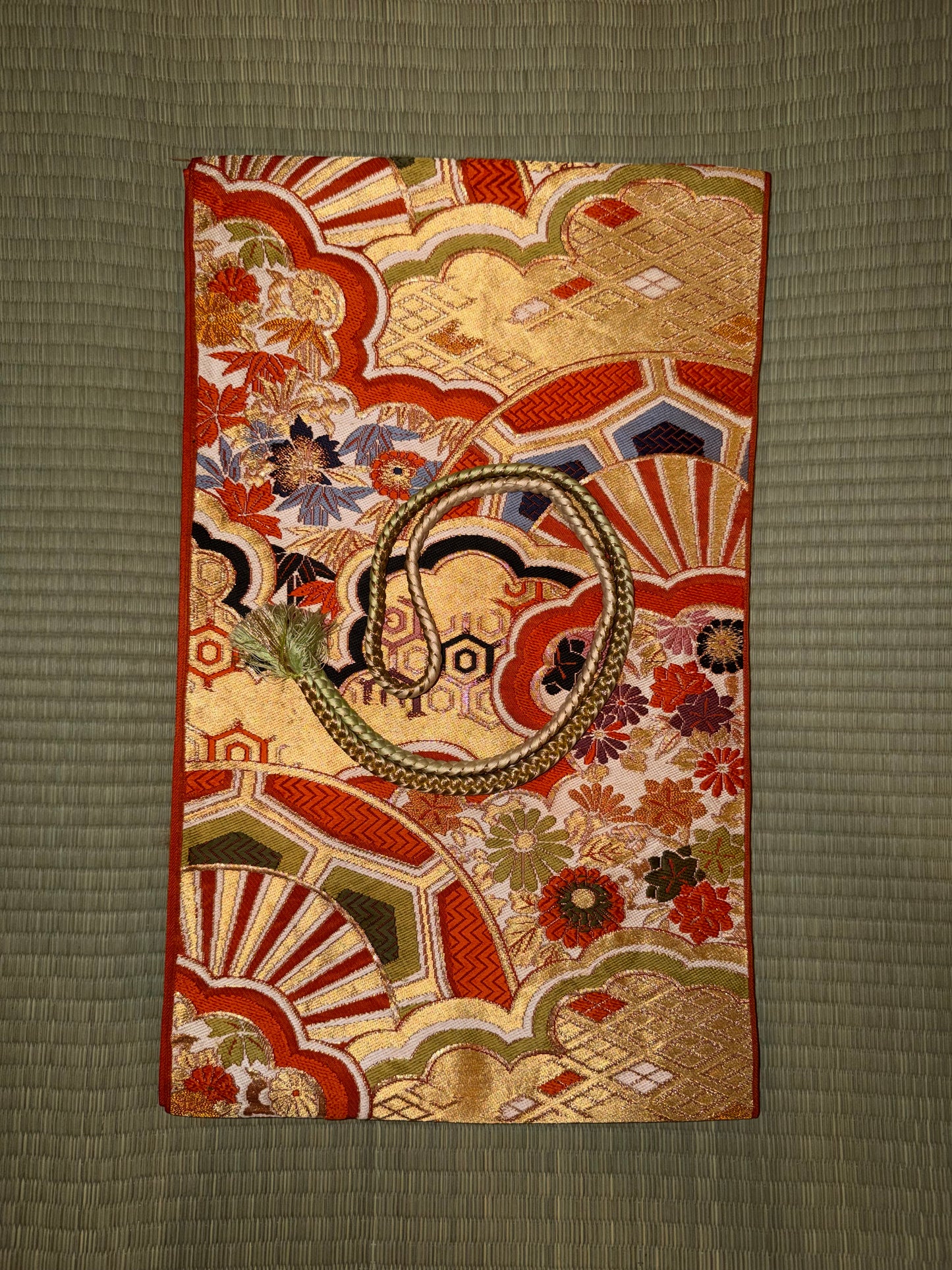 Obi Statement Shoulder Bag / 扇花文様 - Ogi Hana -
